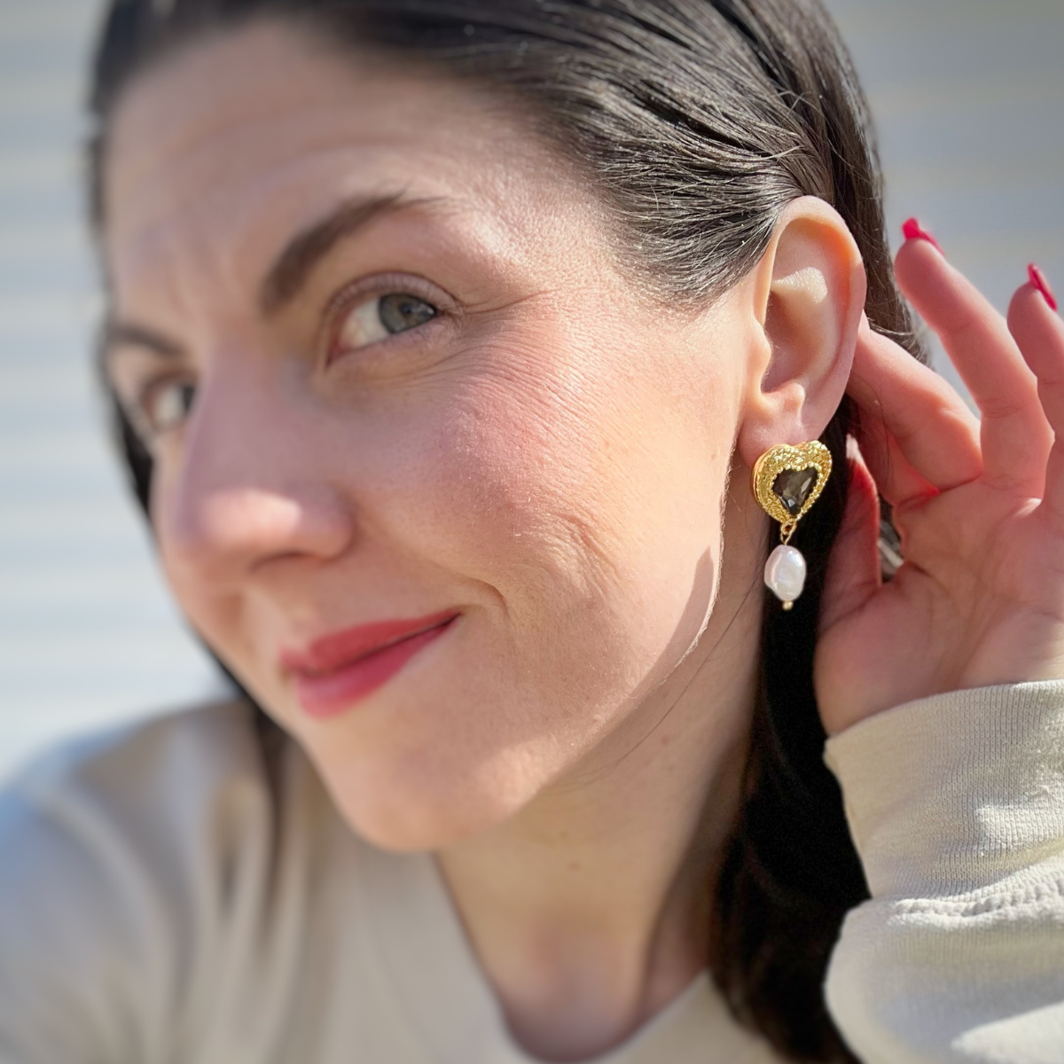 american duchess earrings in black onyx